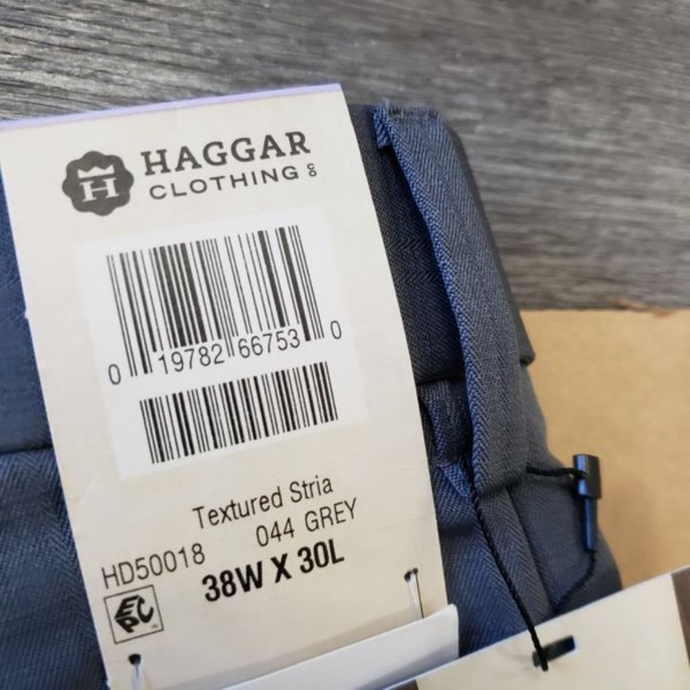 NWT Haggar Men's Textured Stria Pleat-Front Dress - Picture 5 of 5